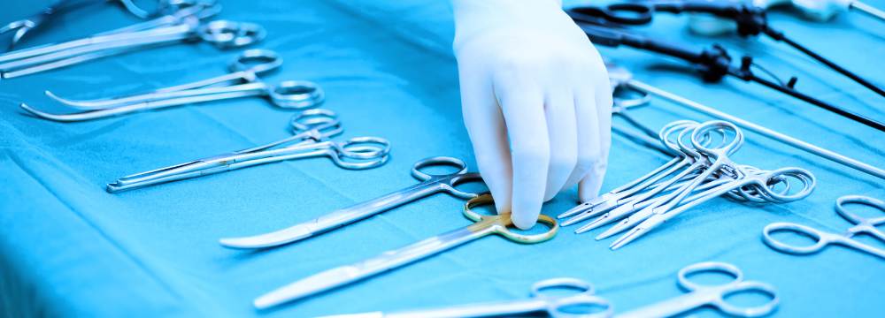 Surgical instruments scattered in the operating room